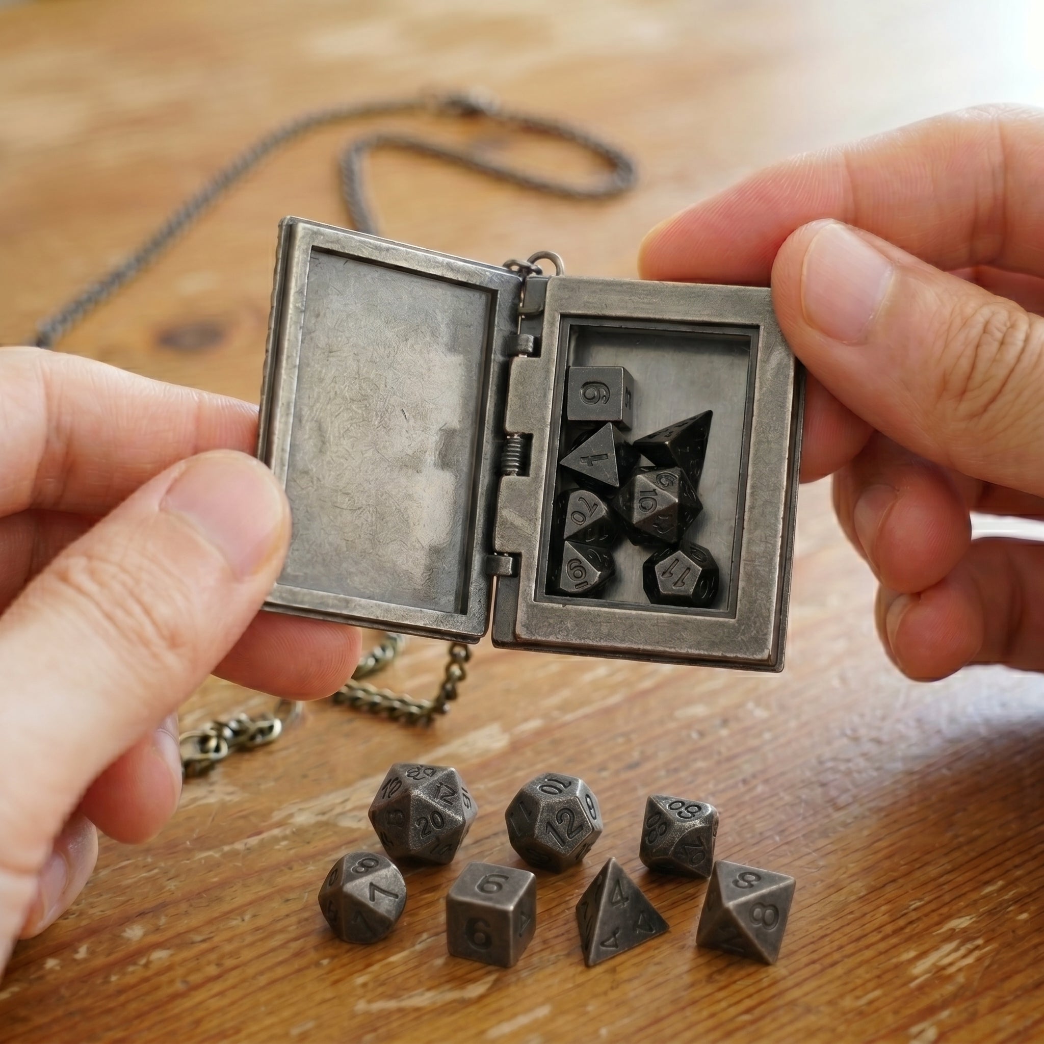 Venom Dragon Dice Necklace